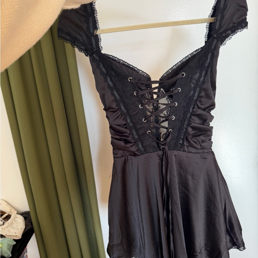 Outcast - Elegant Black Lace-Up Dress
